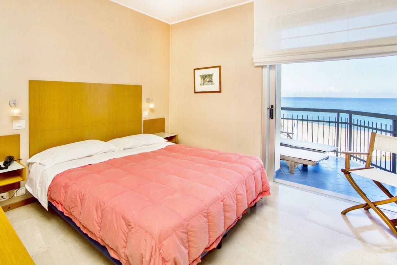Junior Suite with Sea View,1037750311:JPEG