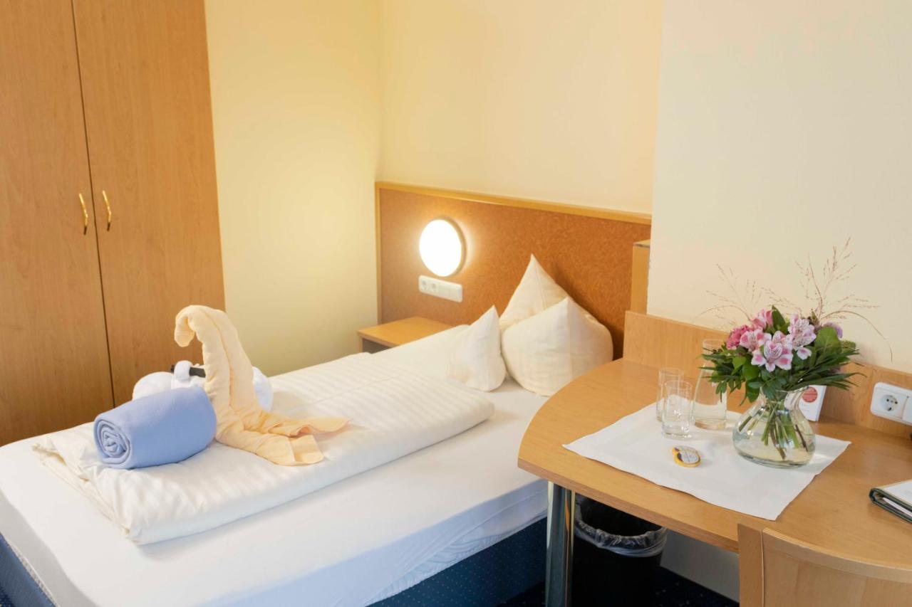 Comfort Single Room
