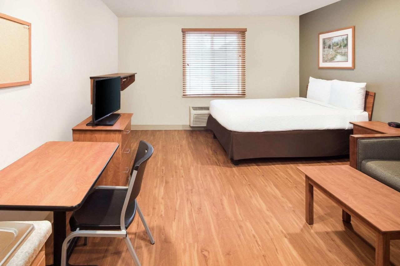 Queen Room with Sofa Bed - Disability Access/Smoking