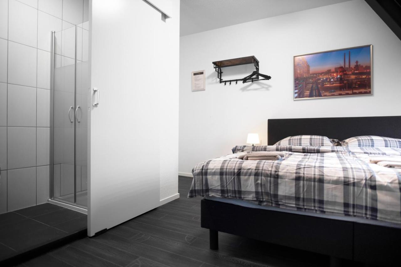 Double or Twin Room Private Bathroom