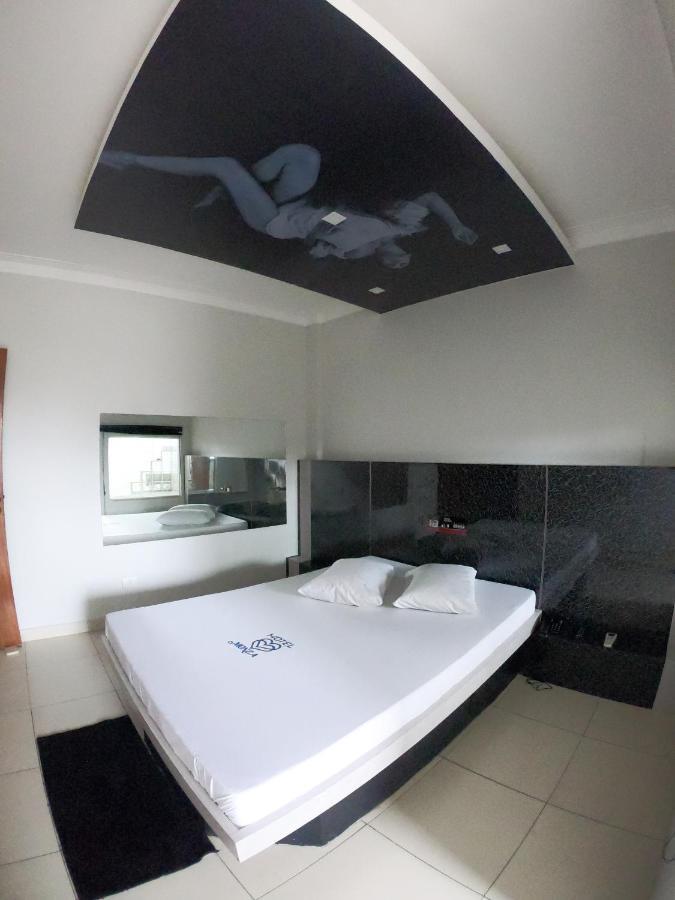 Deluxe Suite Spa Bath
