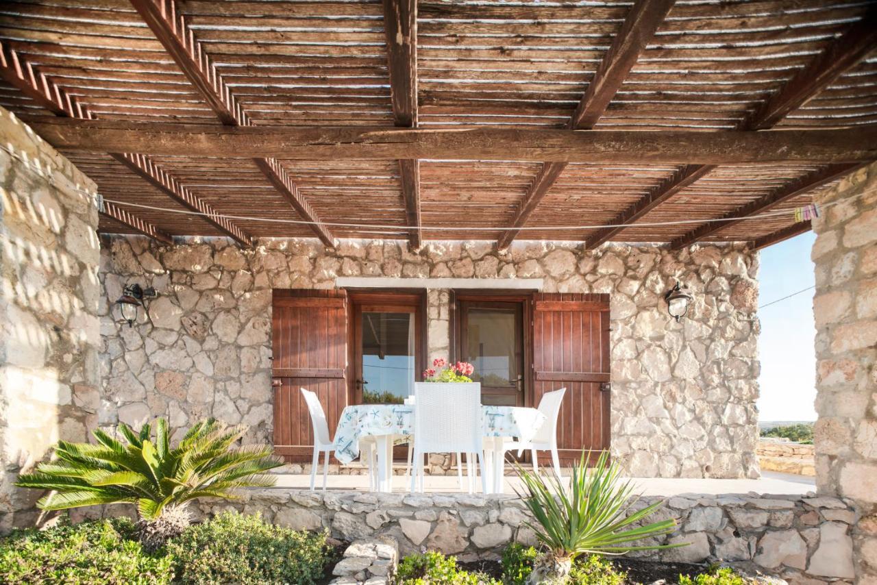 Appartamento con 3 Camere da Letto e Vista Mare