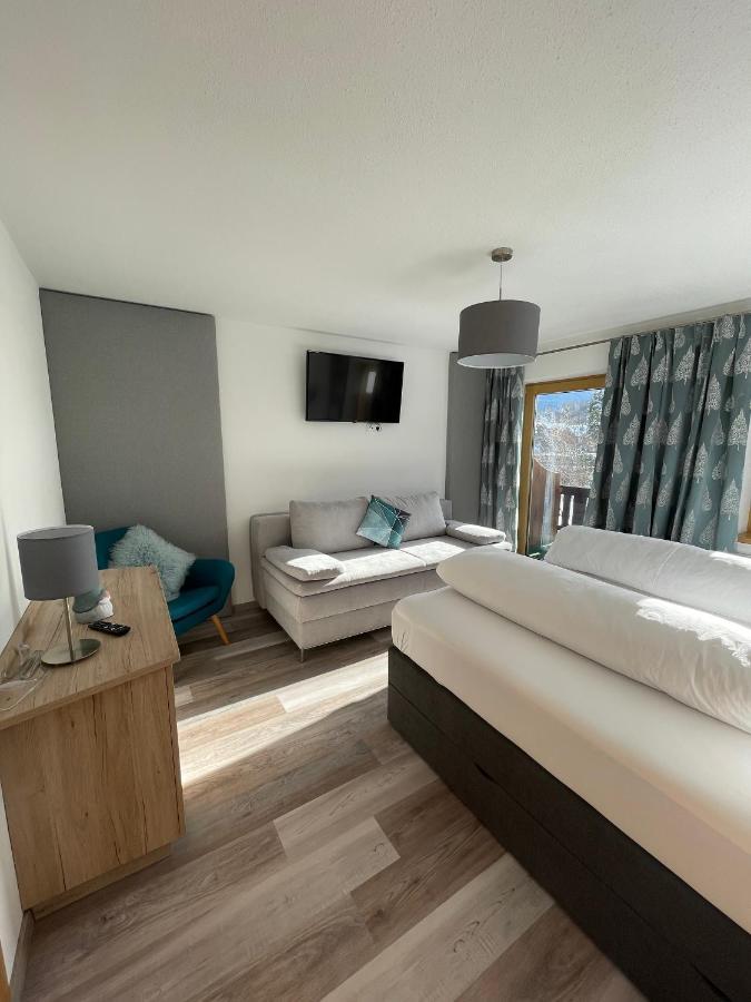 Double Room Mountain View