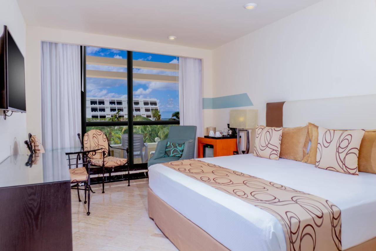 Double Room Garden View