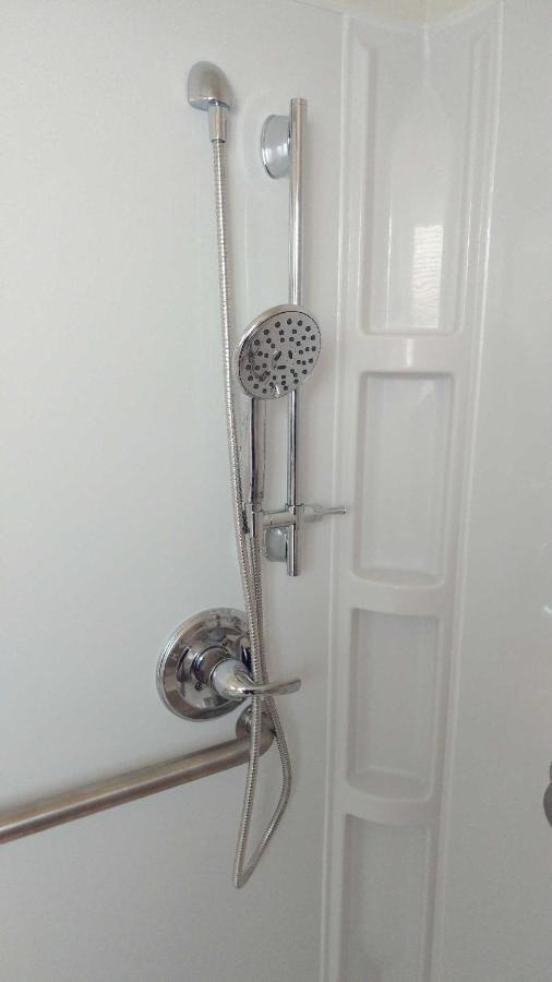 Deluxe Double Room Bath
