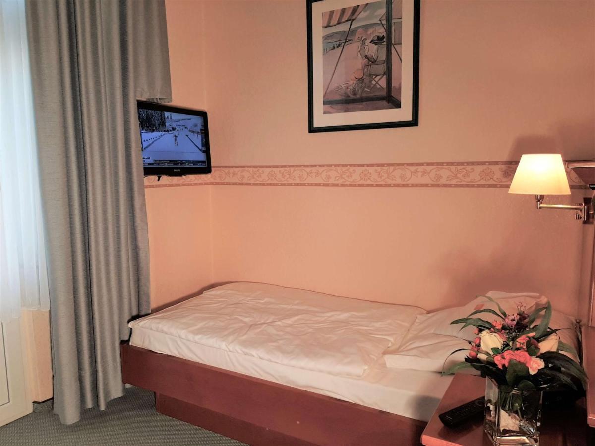 Economy Single Room
