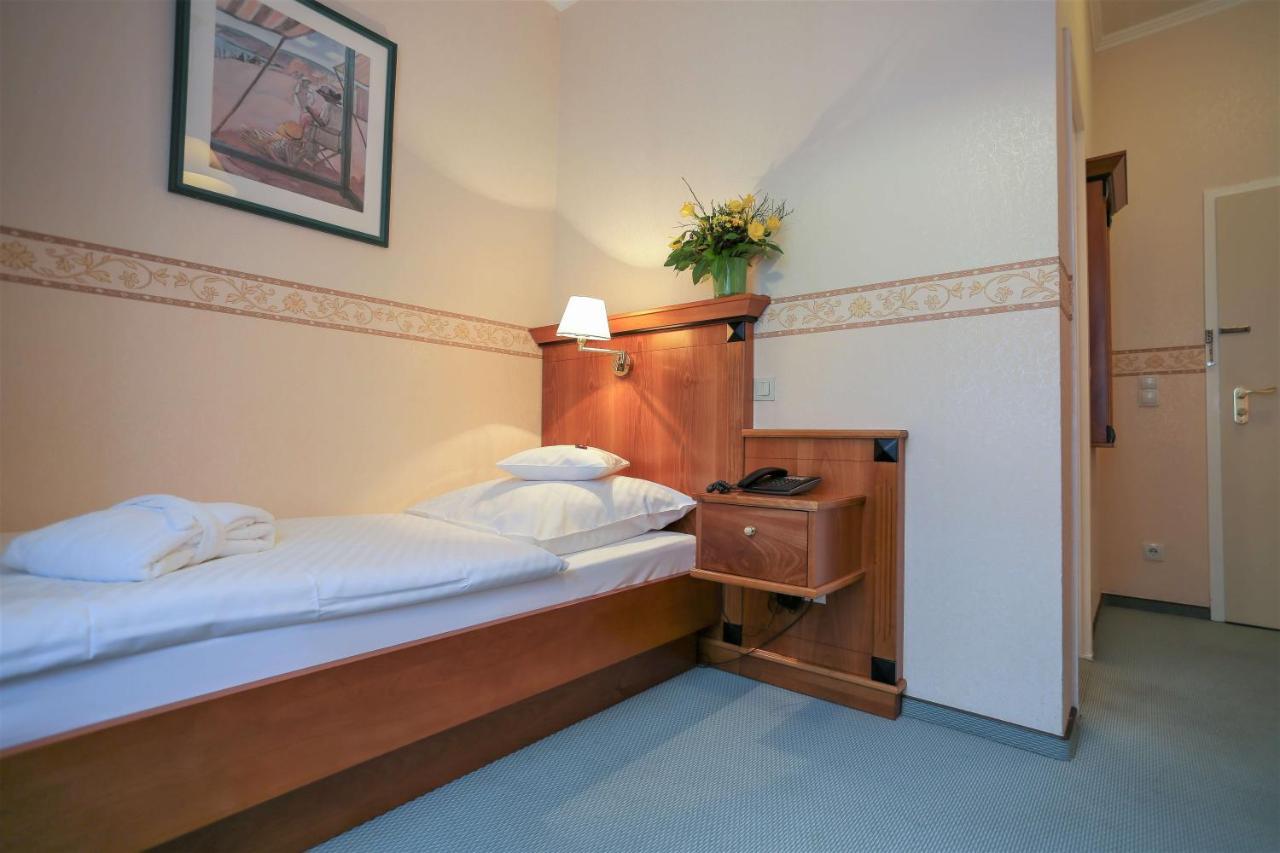 Economy Single Room