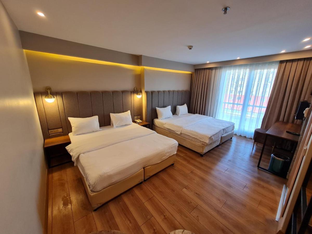 Comfort Triple Room