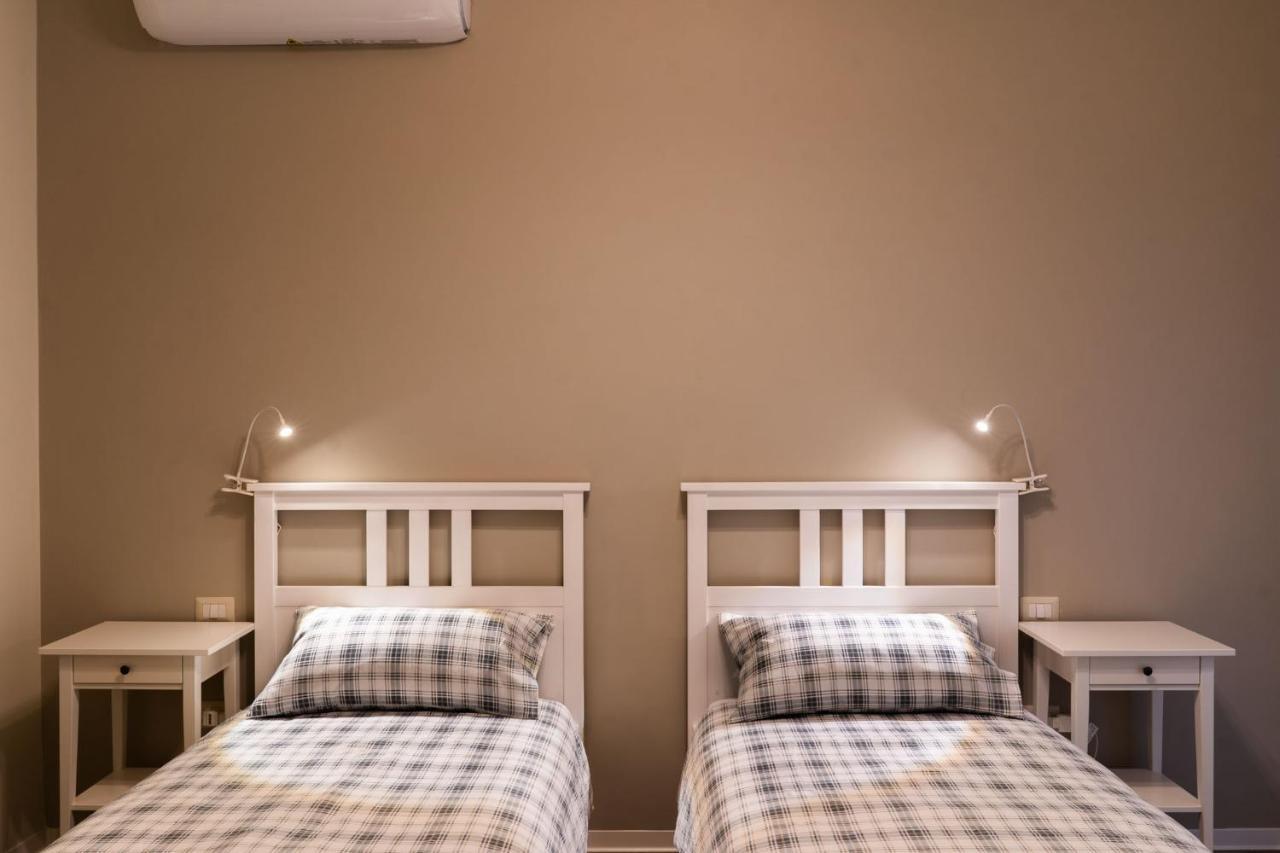 Twin Room Private Bathroom