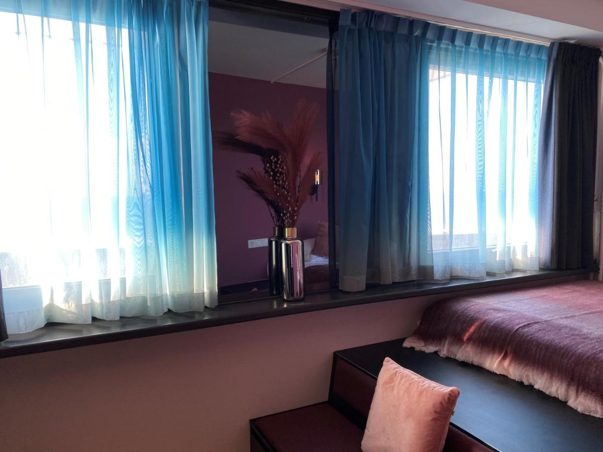 Cosy double room no pets allowed