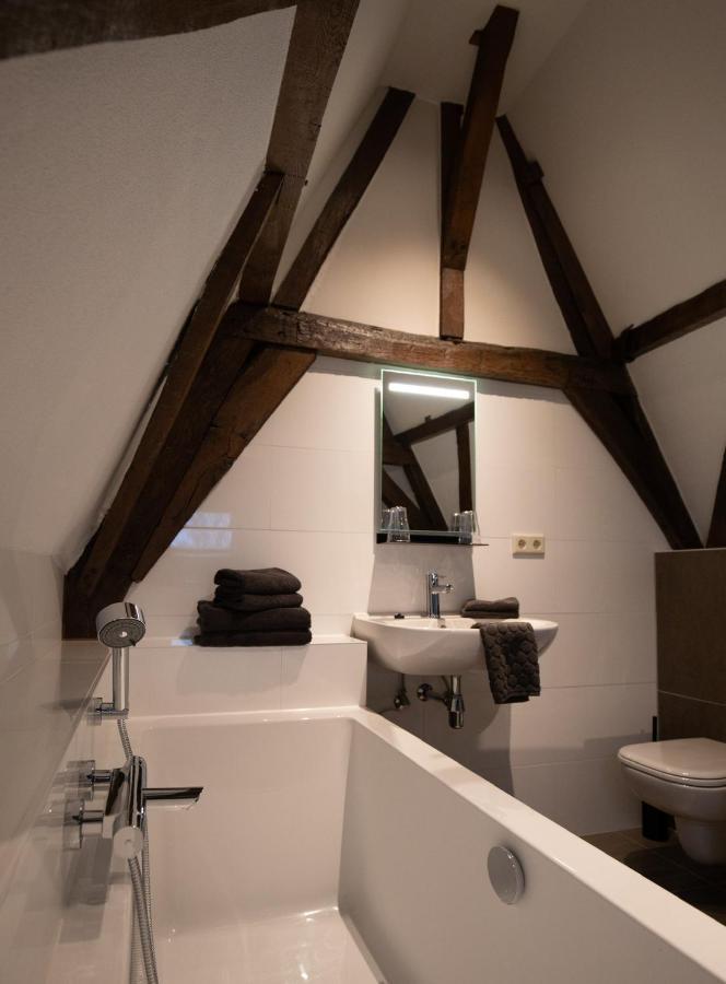 Double Room Private Bathroom
