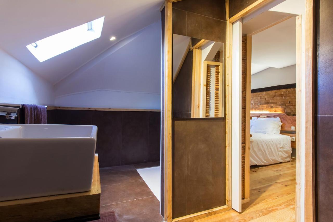 Double Room Private Bathroom