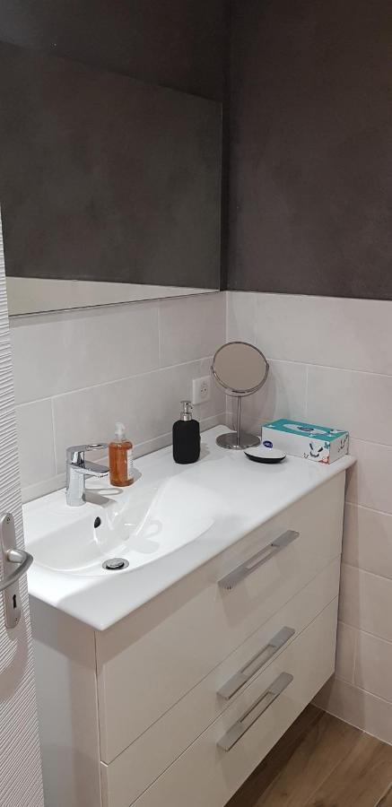 Double or Twin Room,1043974894:JPEG