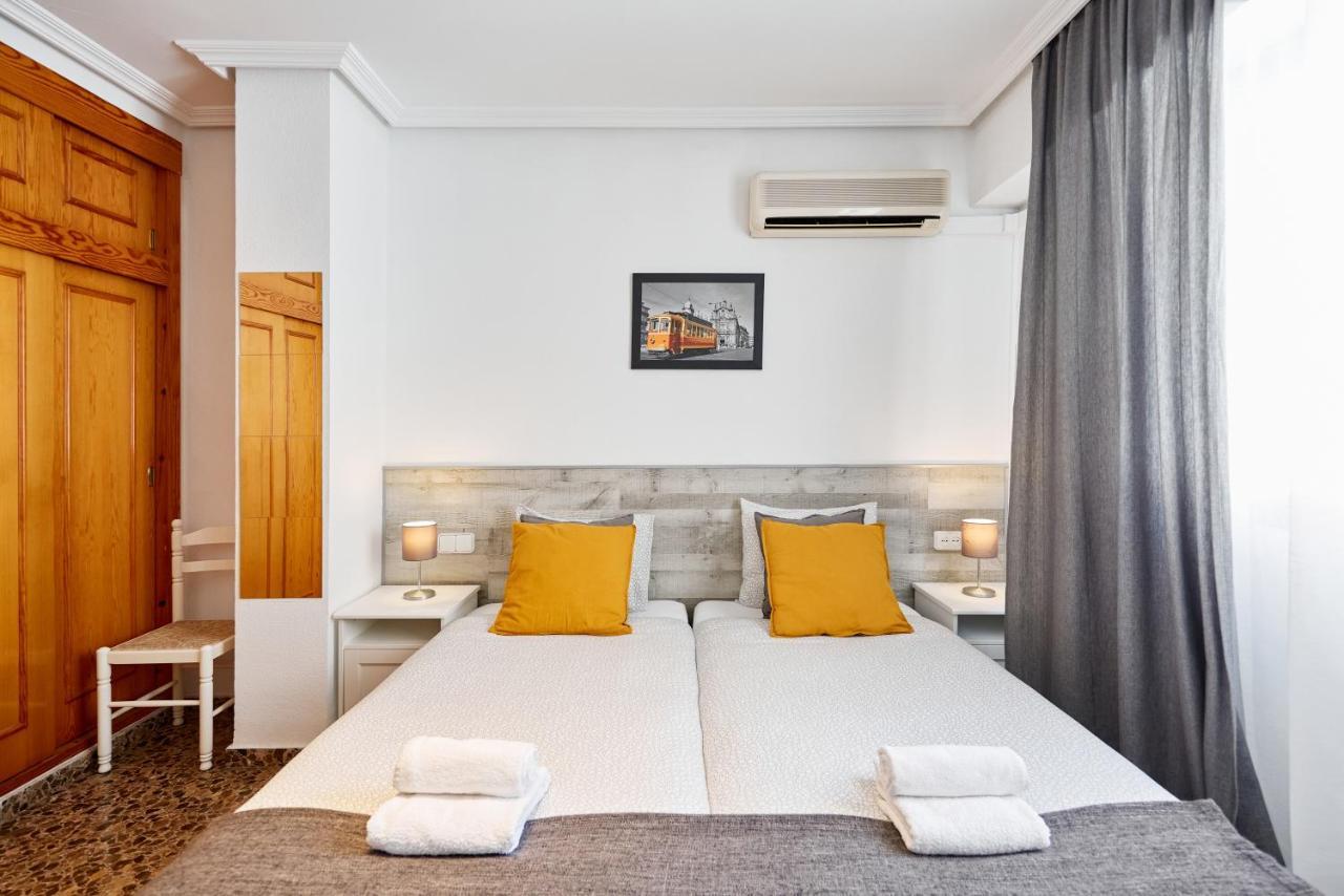 Tweepersoonskamer met 1 of 2 Bedden en Eigen Badkamer