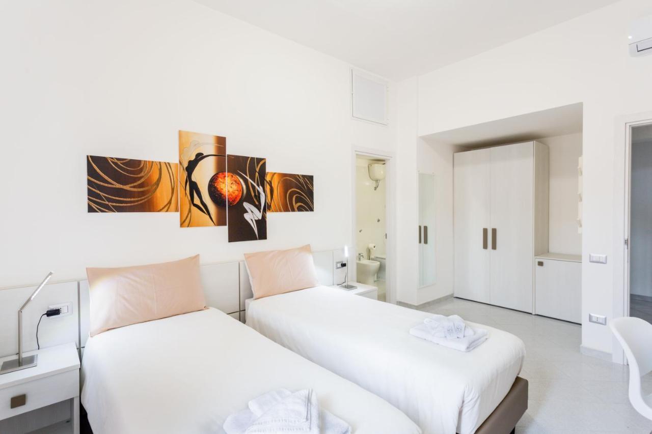 Double or Twin Room Private Bathroom