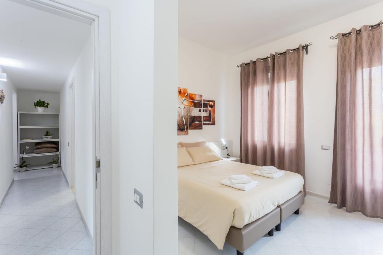 Double or Twin Room Private Bathroom