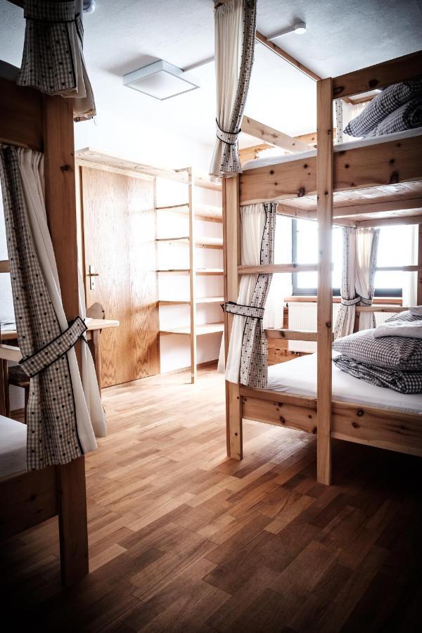 Room No6