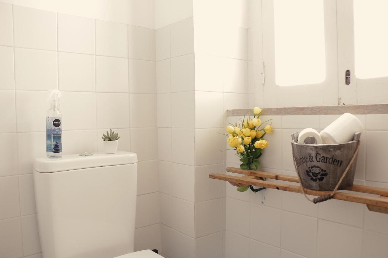 Double Room Private External Bathroom