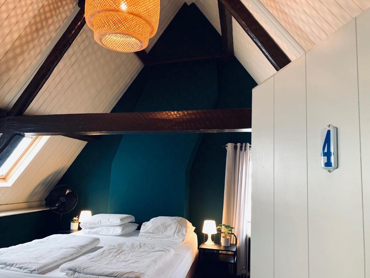 Double Room Private Bathroom