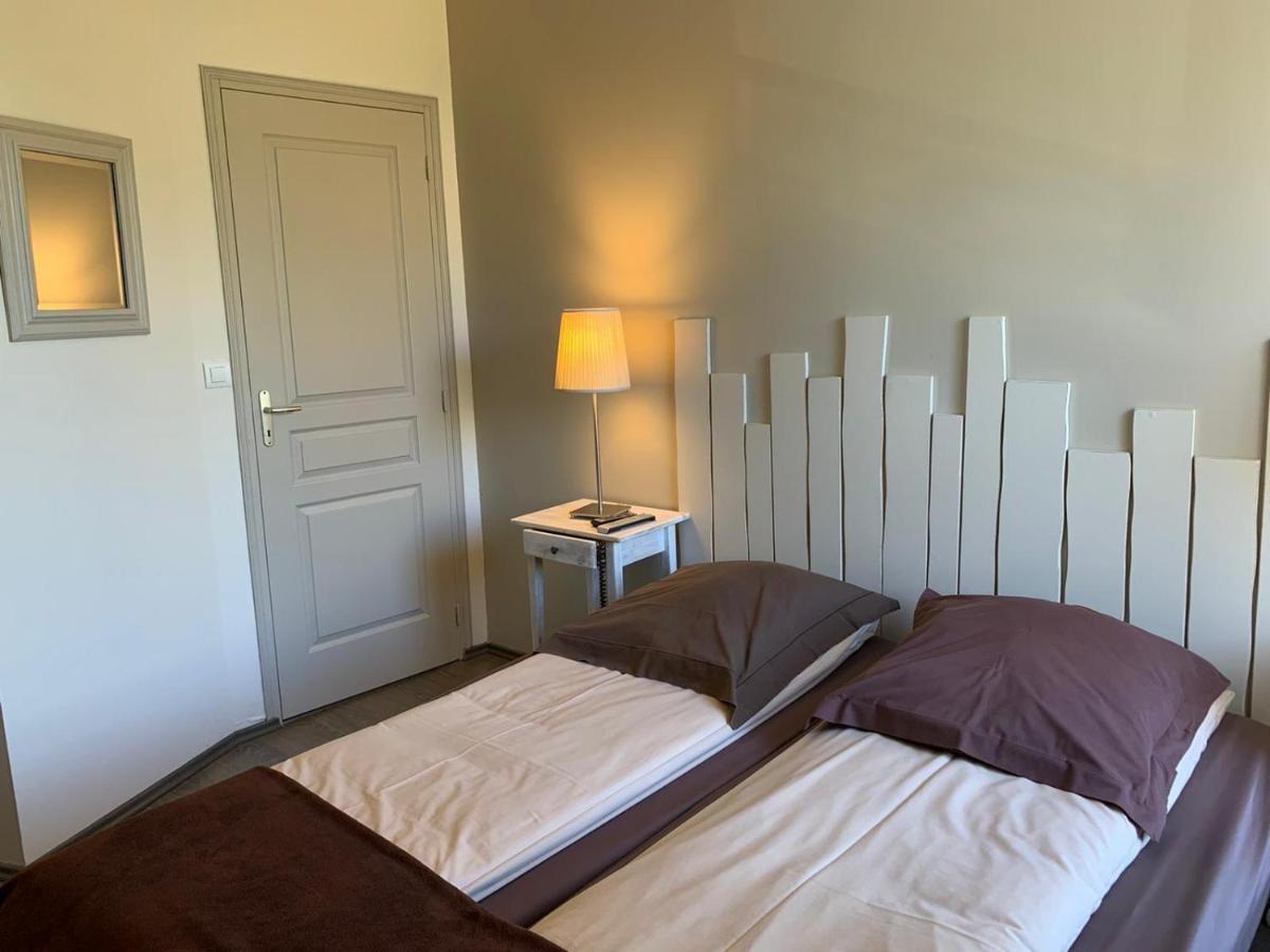 Double or Twin Room Private Bathroom
