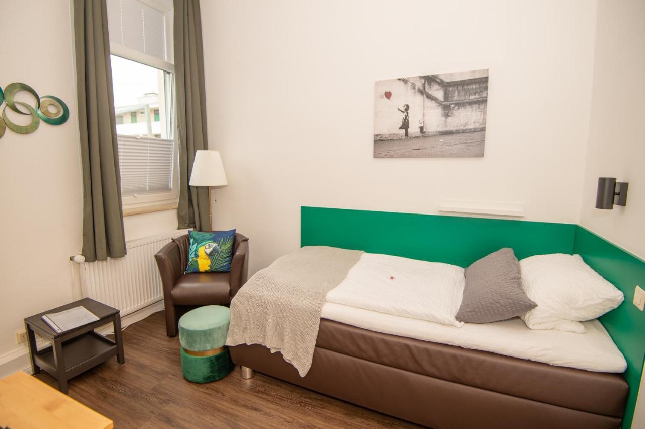 Standard Single Room