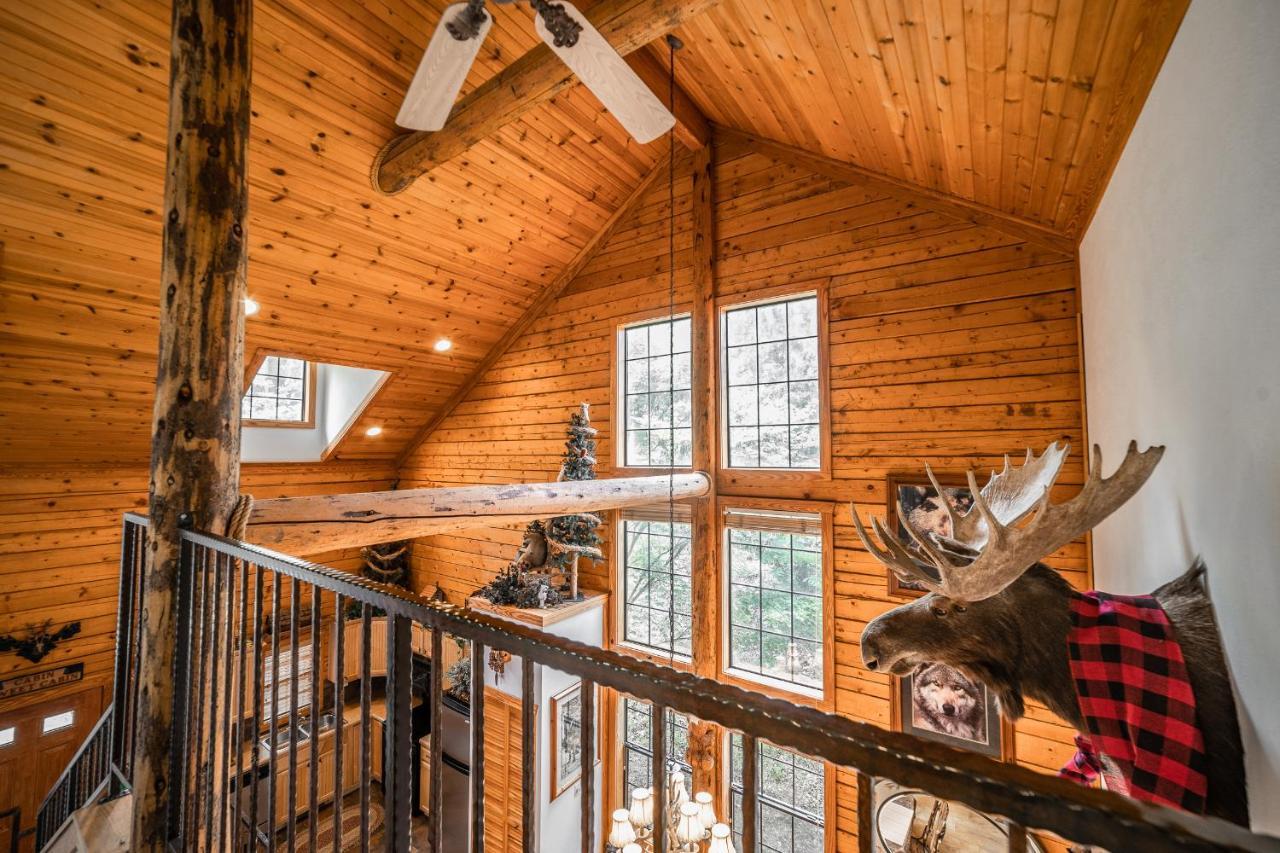 Four-Bedroom Cabin