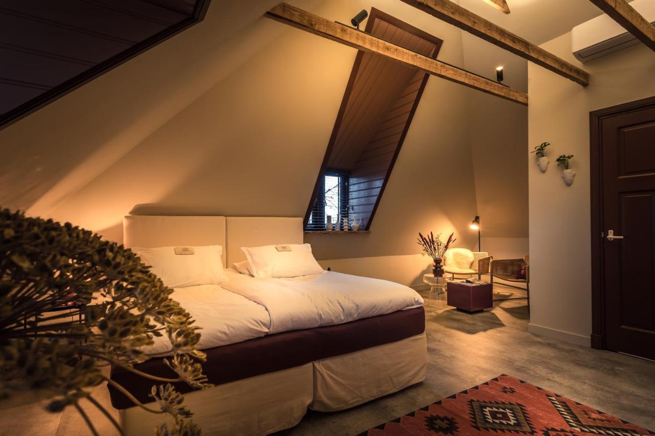 Deluxe Room,1067099284:JPEG