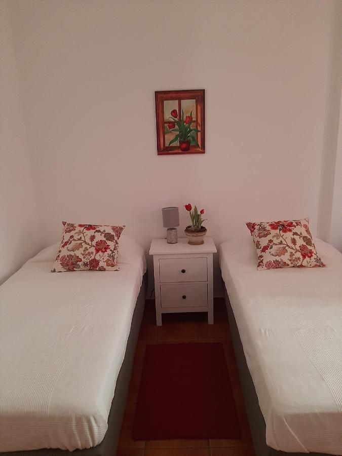 Triple Room Bathroom