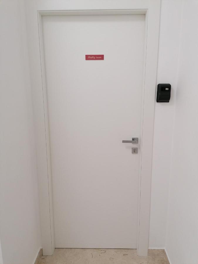Double Room Private Bathroom