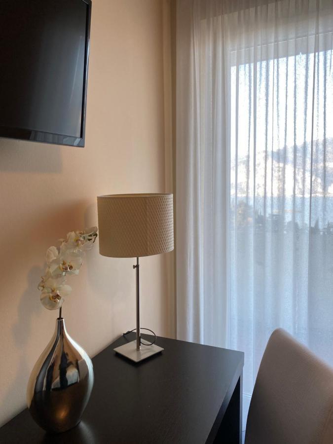 Double Room Balcony Lake View