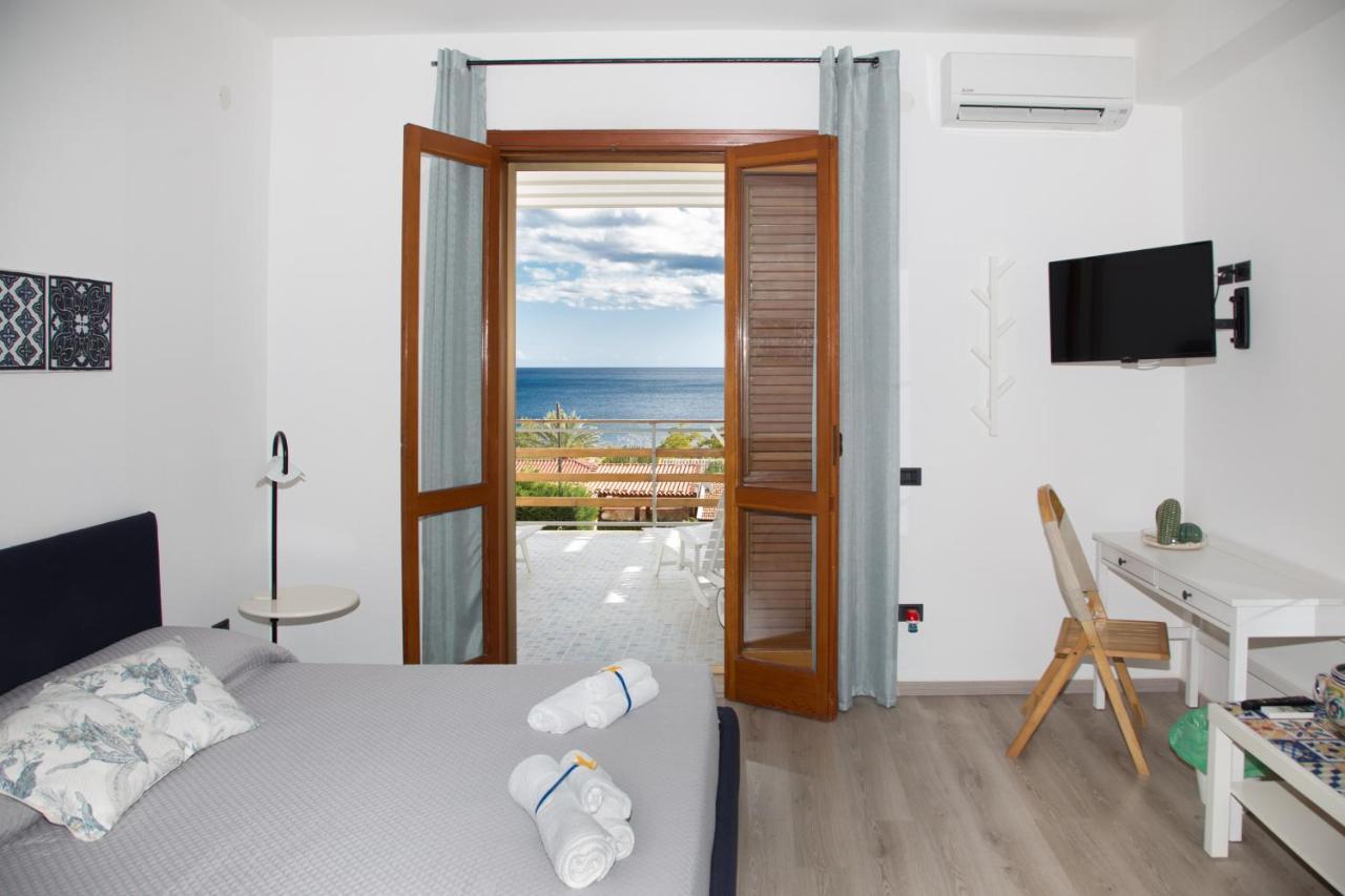 Deluxe Double Room Balcony Sea View