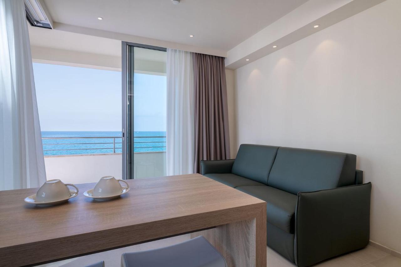 Suite Sea View Beach Access