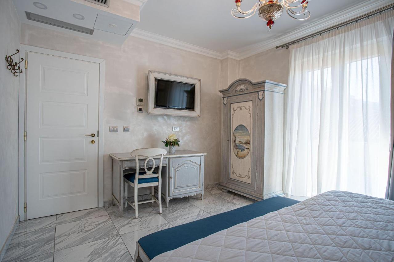 Deluxe Double Room Balcony