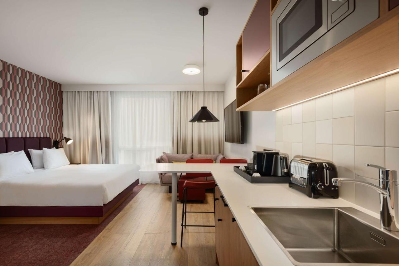 King Studio Kitchenette,1604149539:JPEG