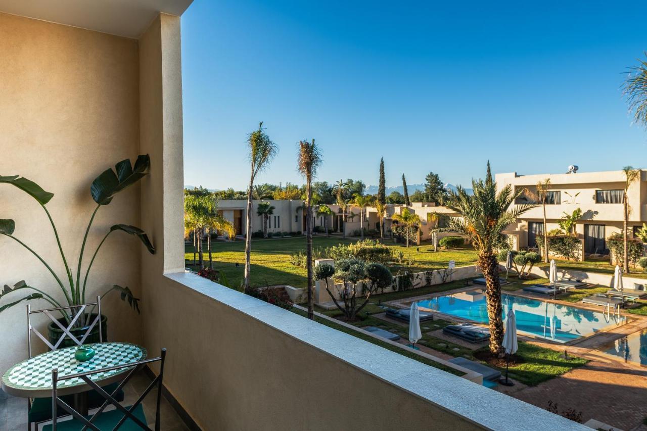 Suite Private Terrace Pool View