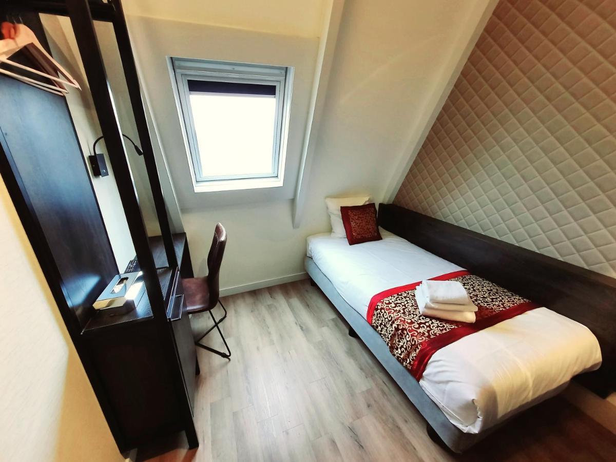 Eenpersoonskamer met Gedeelde Badkamer