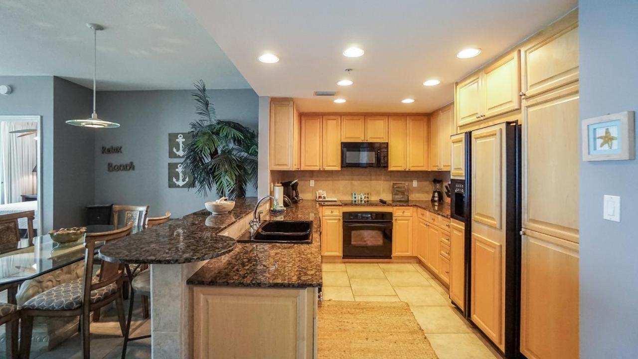 Two-Bedroom Apartment Water View