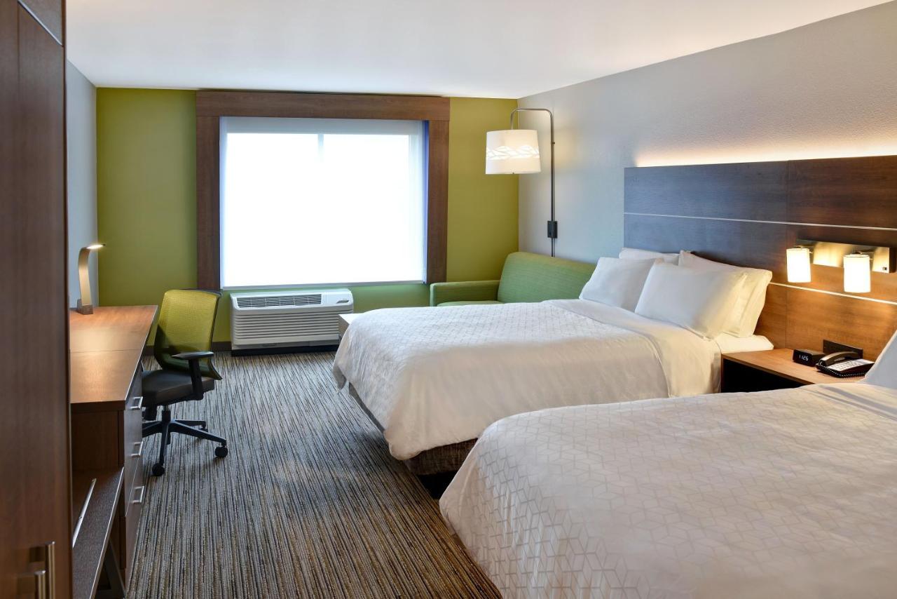 Queen Suite