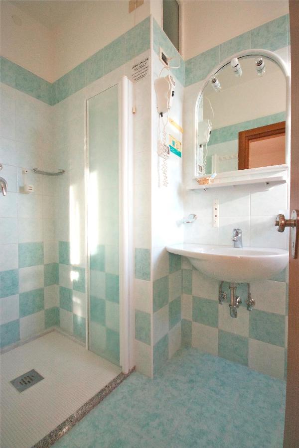 Double or Twin Room Balcony