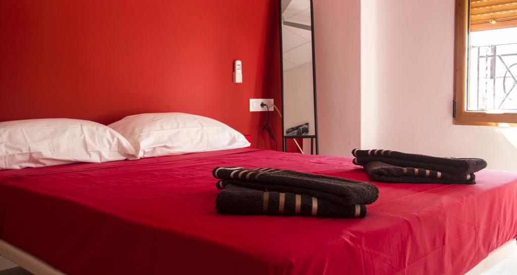 Single Room Private Bathroom