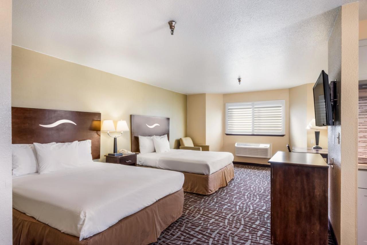 Two Queen Beds Kitchenette Room