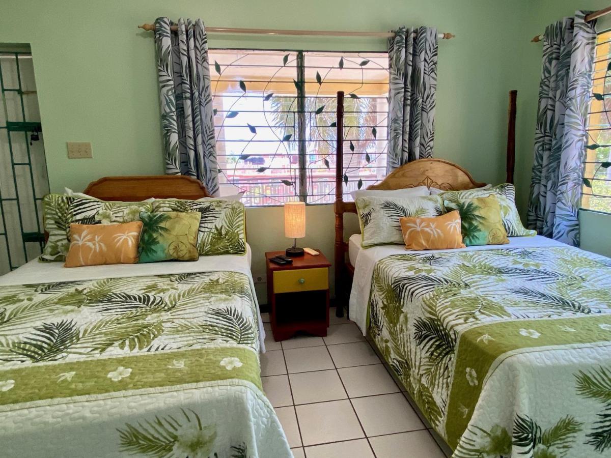 Queen Room Two Queen Beds