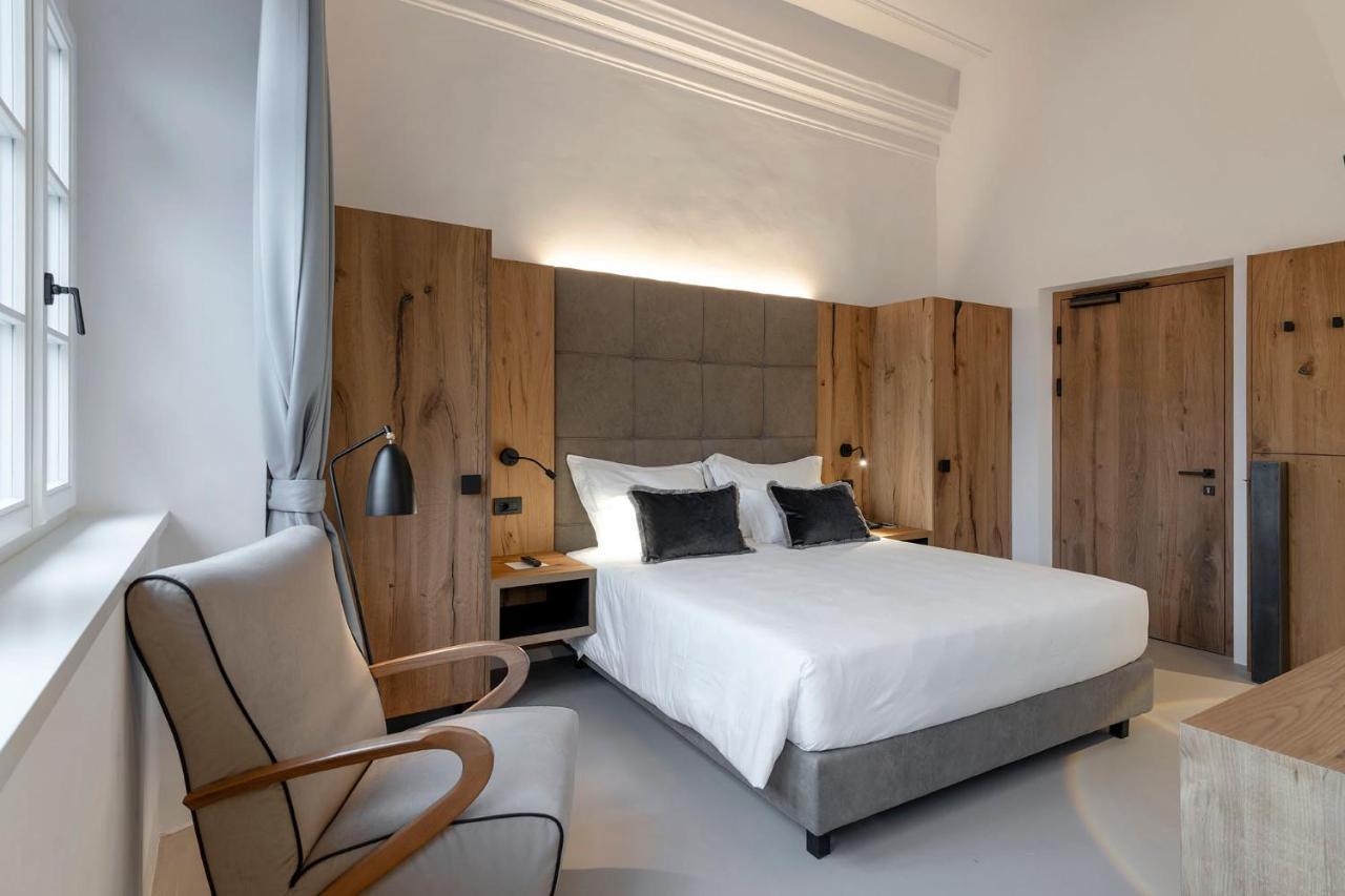 Standard Double Room,1072795930:JPEG