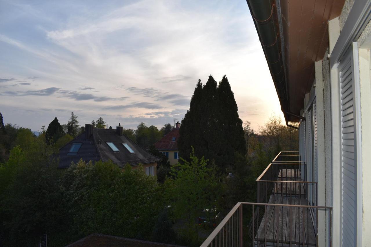 Doppelzimmer mit Balkon und Parkblick