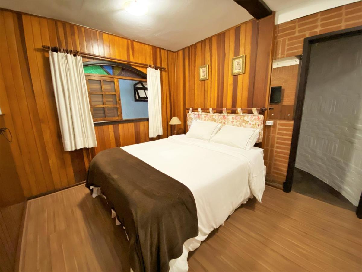Standard Double Room,1086923941:JPEG
