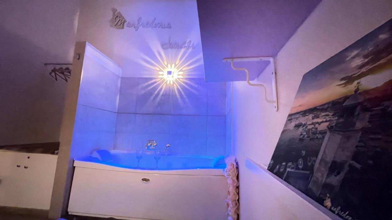 Deluxe Double Room Bath
