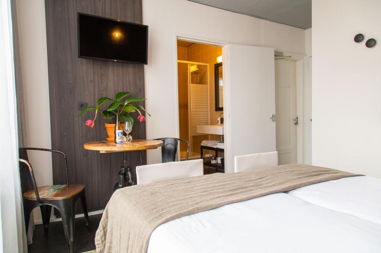 Deluxe Double Room with Balcony,1075507897:JPEG