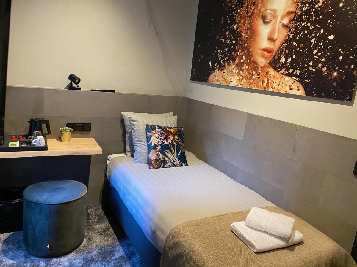 Premium Single Room
