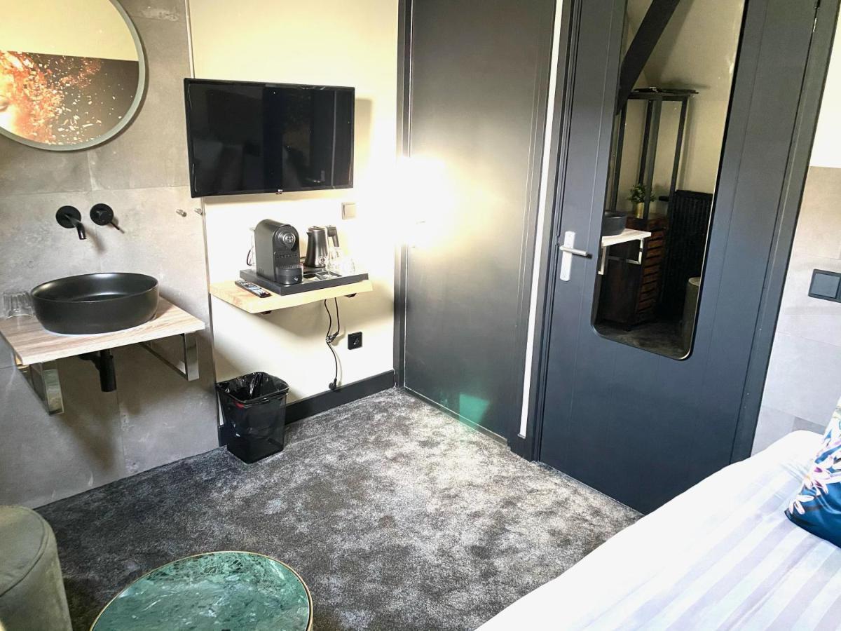 Premium Single Room