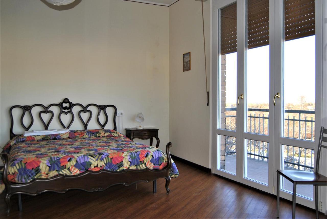 Chambre Double ou Lits Jumeaux avec Salle de Bains Commune